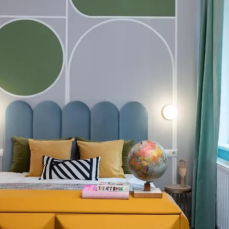 Apartman Design At The Parliament *